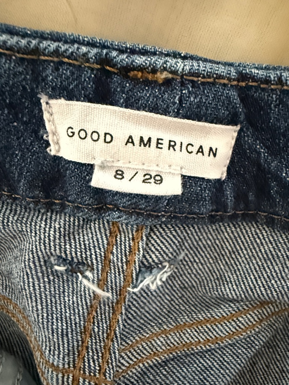 GOOD AMERICAN Good Classic Bootcut Jeans - Picture 5 of 8